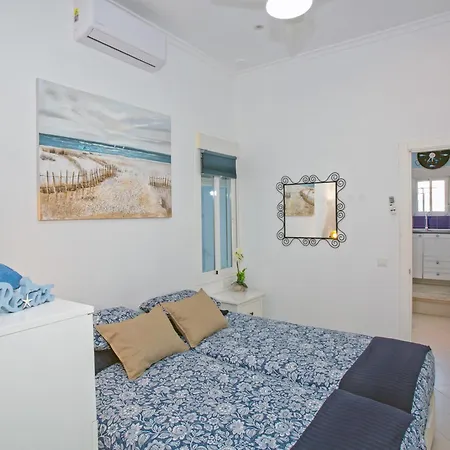 Cadizz- El Faro Del Manteca Apartment Exterior photo